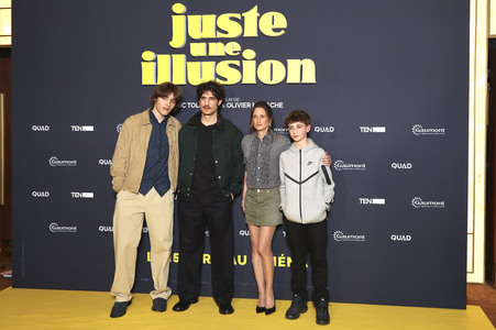Filmpremiere 'Juste une illusion' in Paris