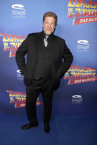 Musicalpremiere 'Zurück in die Zukunft' in Hamburg