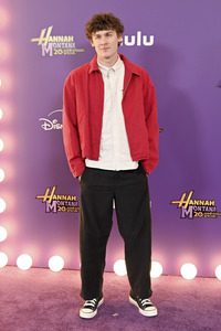 Premiere 'Hannah Montana 20th Anniversary Special' in Los Angeles