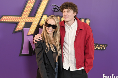 Premiere 'Hannah Montana 20th Anniversary Special' in Los Angeles