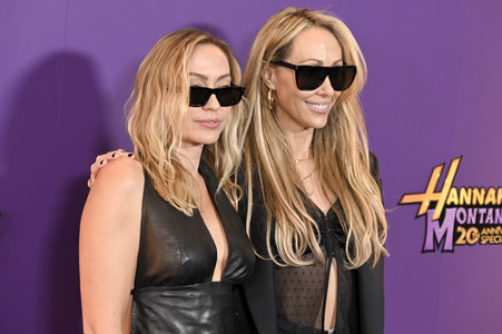 Premiere 'Hannah Montana 20th Anniversary Special' in Los Angeles