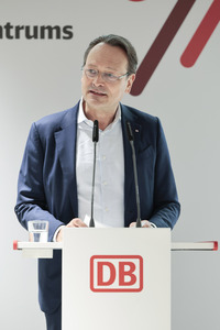 Wiedereröffnung des Reisezentrums und der DB Lounge in Köln