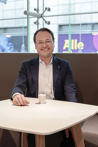 Wiedereröffnung des Reisezentrums und der DB Lounge in Köln