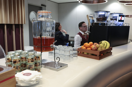 Wiedereröffnung des Reisezentrums und der DB Lounge in Köln