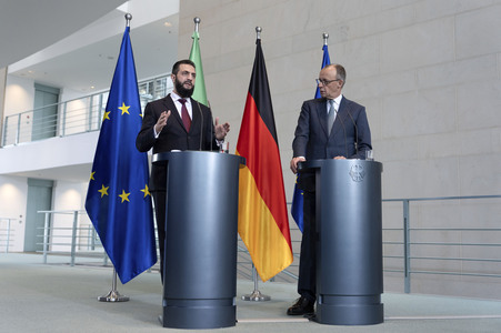 Empfang des Übergangspräsidenten von Syrien im Kanzleramt in Berlin