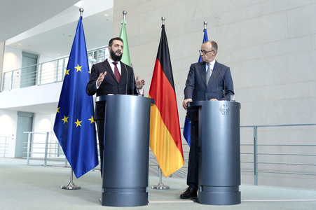 Empfang des Übergangspräsidenten von Syrien im Kanzleramt in Berlin