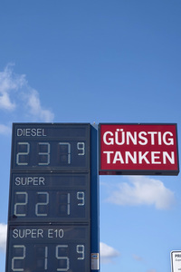 Symbolfoto Tanken