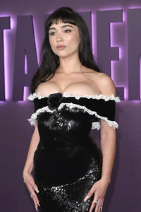 Serienpremiere 'The Testaments: Die Zeuginnen' in Los Angeles