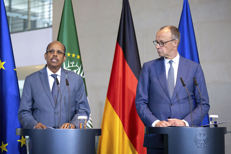 Pressestatement von Friedrich Merz und Mahamud Ali Jussuf  in Berlin