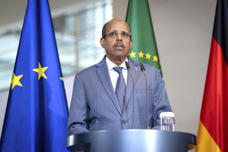 Pressestatement von Friedrich Merz und Mahamud Ali Jussuf  in Berlin