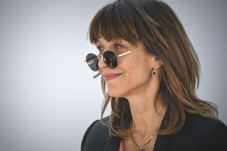 Sophie Marceau auf der Pariser Buchmesse 2026