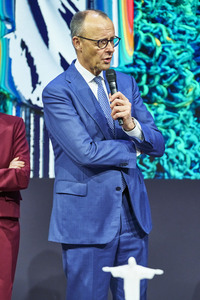 Eröffnungsrundgang auf der Hannover Messe 2026