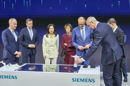 Eröffnungsrundgang auf der Hannover Messe 2026