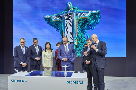 Eröffnungsrundgang auf der Hannover Messe 2026