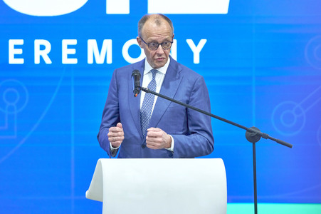 Eröffnungsrundgang auf der Hannover Messe 2026