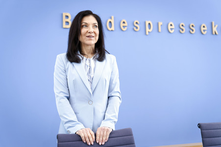 Bundespressekonferenz 'Vorstellung der Frühjahrsprojektion 2026 der Bundesregierung' in Berlin