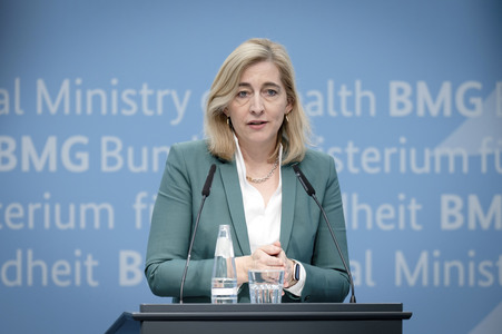 Pressekonferenz mit Nina Warken in Berlin