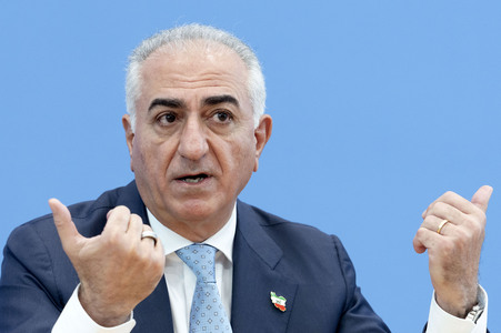Bundespressekonferenz 'Stellungnahme zur aktuellen Lage im Iran' in Berlin