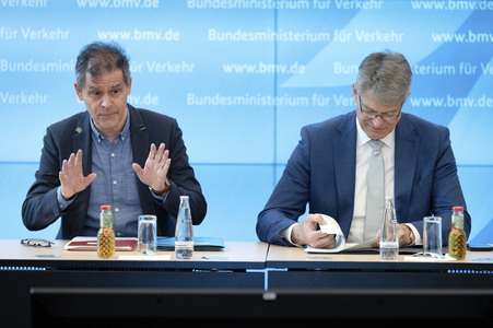 Pressegespräch mit Patrick Schnieder in Berlin