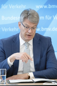 Pressegespräch mit Patrick Schnieder in Berlin