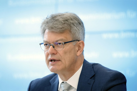 Pressegespräch mit Patrick Schnieder in Berlin