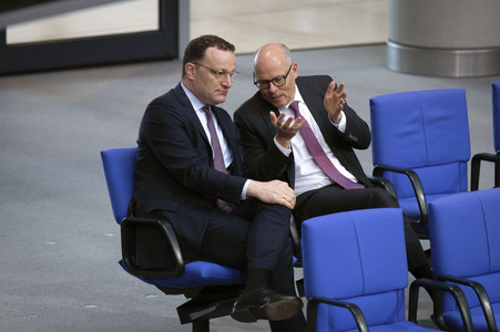 77. Sitzung des Deutschen Bundestages in Berlin