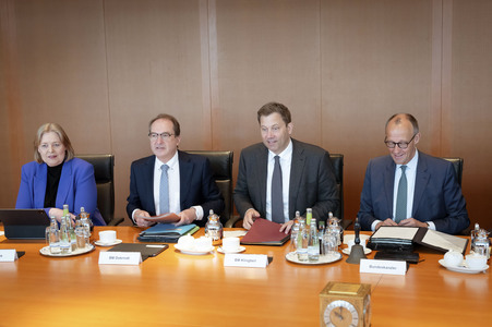 44. Kabinettssitzung des Bundeskabinetts in Berlin