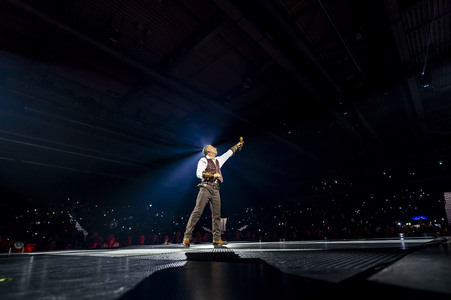 Konzert von DJ BoBo in Erfurt