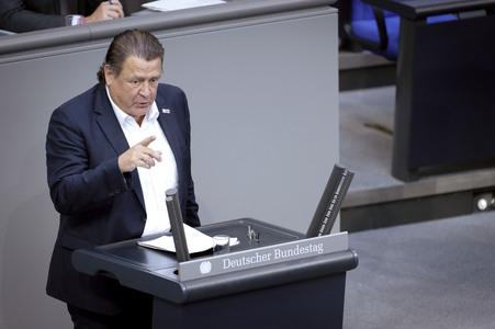 80. Sitzung des Deutschen Bundestages in Berlin