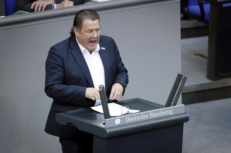 80. Sitzung des Deutschen Bundestages in Berlin
