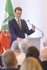 Verleihung des Verdienstordens des Landes Nordrhein-Westfalen in Düsseldorf