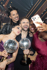 Tanzshow 'Let's Dance - Die große Profi-Challenge' in Köln