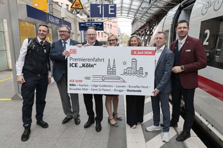 ICE-Zugtaufe im Kölner Hauptbahnof