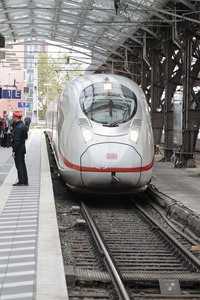 ICE-Zugtaufe im Kölner Hauptbahnof