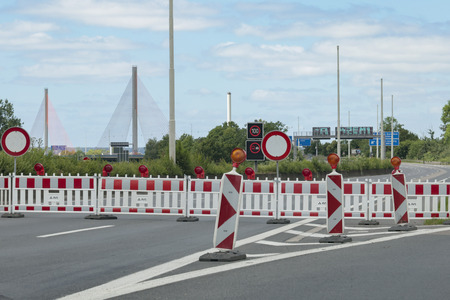 Gesperrte Friedrich-Ebert-Brücke/Nordbrücke in Bonn