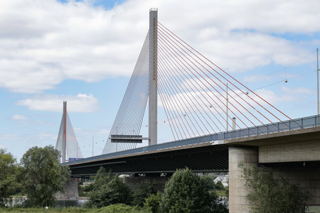 Gesperrte Friedrich-Ebert-Brücke/Nordbrücke in Bonn