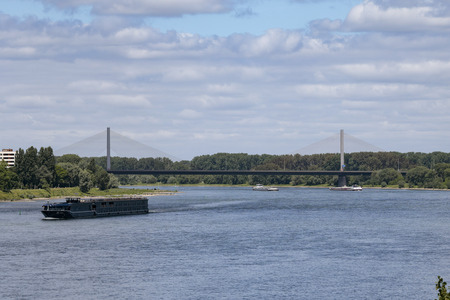 Gesperrte Friedrich-Ebert-Brücke/Nordbrücke in Bonn