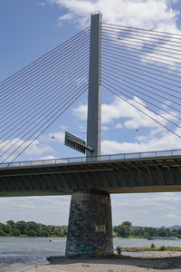 Gesperrte Friedrich-Ebert-Brücke/Nordbrücke in Bonn