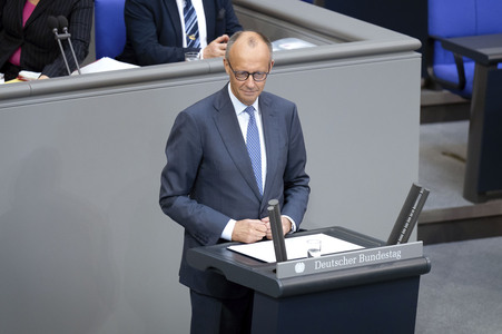 83. Sitzung des Deutschen Bundestages in Berlin