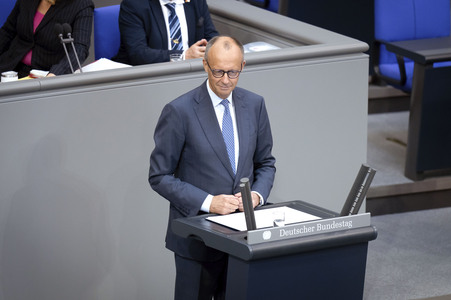 83. Sitzung des Deutschen Bundestages in Berlin