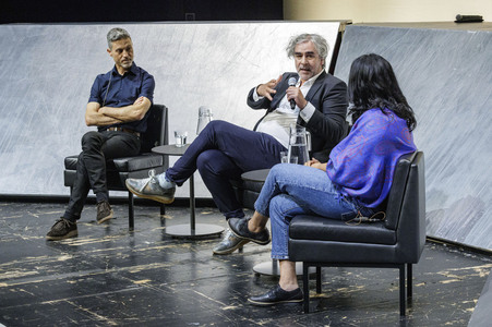Talk mit Deniz Yücel in Düsseldorf