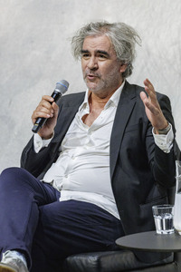 Talk mit Deniz Yücel in Düsseldorf