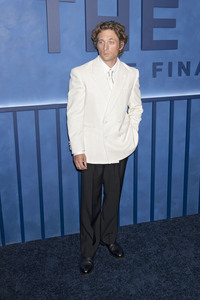 Season 5 Premiere 'The Bear' in New York
