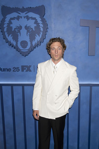 Season 5 Premiere 'The Bear' in New York