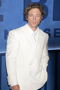 Season 5 Premiere 'The Bear' in New York
