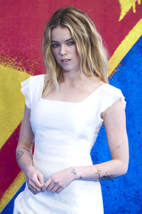 UK Sneak Peek Fan Event 'Supergirl' in London