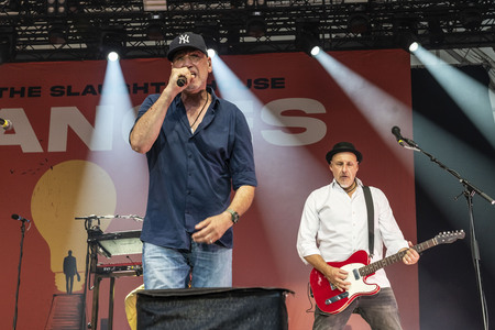 Konzert von Fury in the Slaughterhouse in Hannover