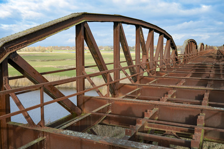 Dömitzer Eisenbahnbrücke in Langendorf