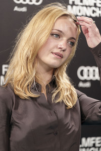 Filmpremiere 'Neues Land', Filmfest München 2026