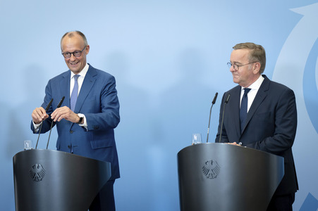 Pressekonferenz nach der Sitzung des Bundeskabinetts in Berlin